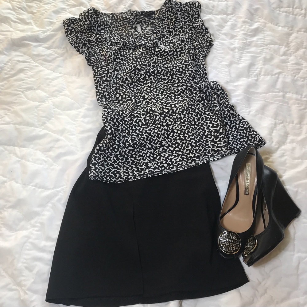 Banana Republic geometric print top